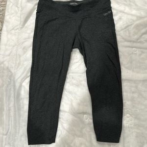 Gray cropped Calvin Klein tights. Size 8